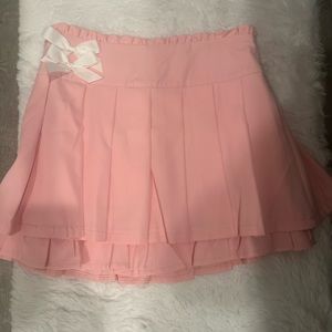 Medium pink skirt